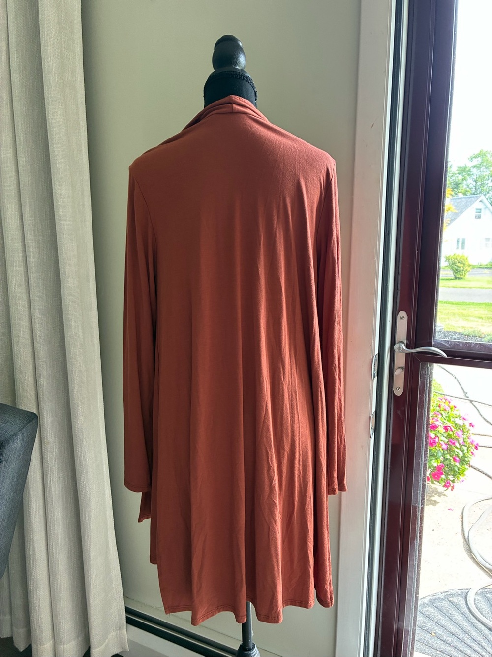 Azules Rust Open-Front Long Sleeve Cardigan - Picture 2 of 3